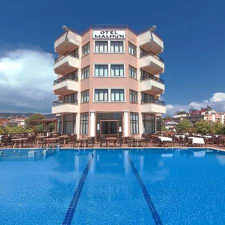 Malhun ホテル