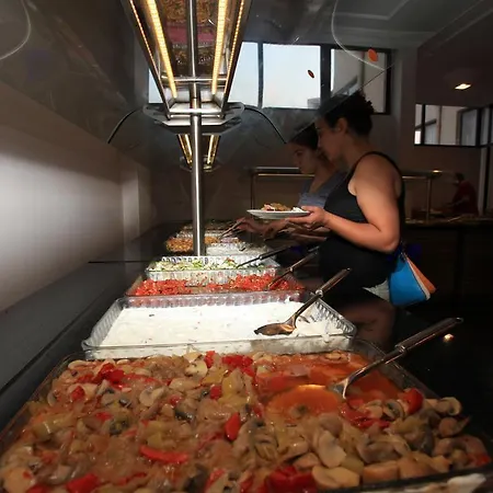 ホテル Malhun フェティエ