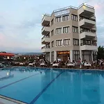 Malhun 3* Φετιγιέ